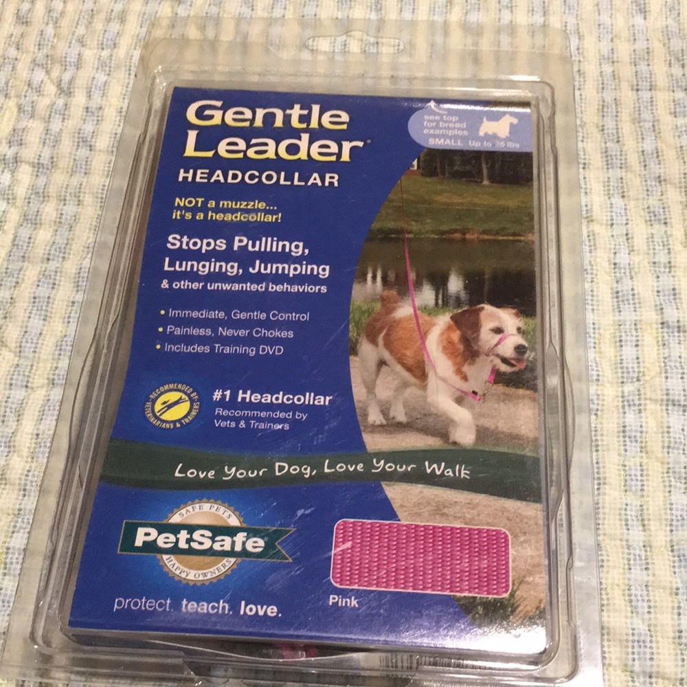 Gentle Leader Dog Headcollar  NEW Includes CD Not a Muzzle Pink Sz Small 0-25lbs - Picture 3 of 7